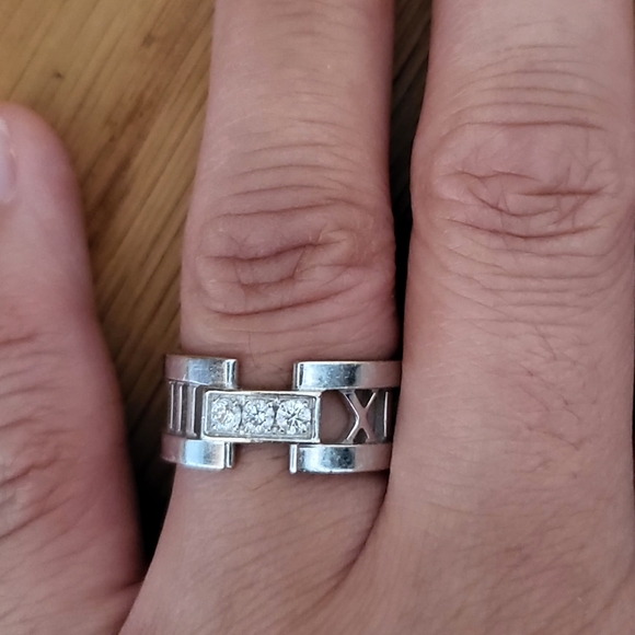 Atlas ring with three diamonds - Picture 2 of 8